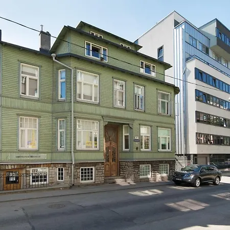 Family Apartment *