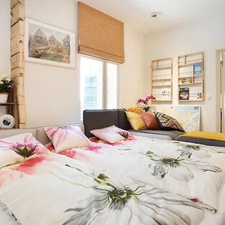 Family Apartment *